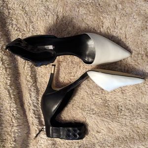 Size 10 Guess Black and White Pumps Never Worn